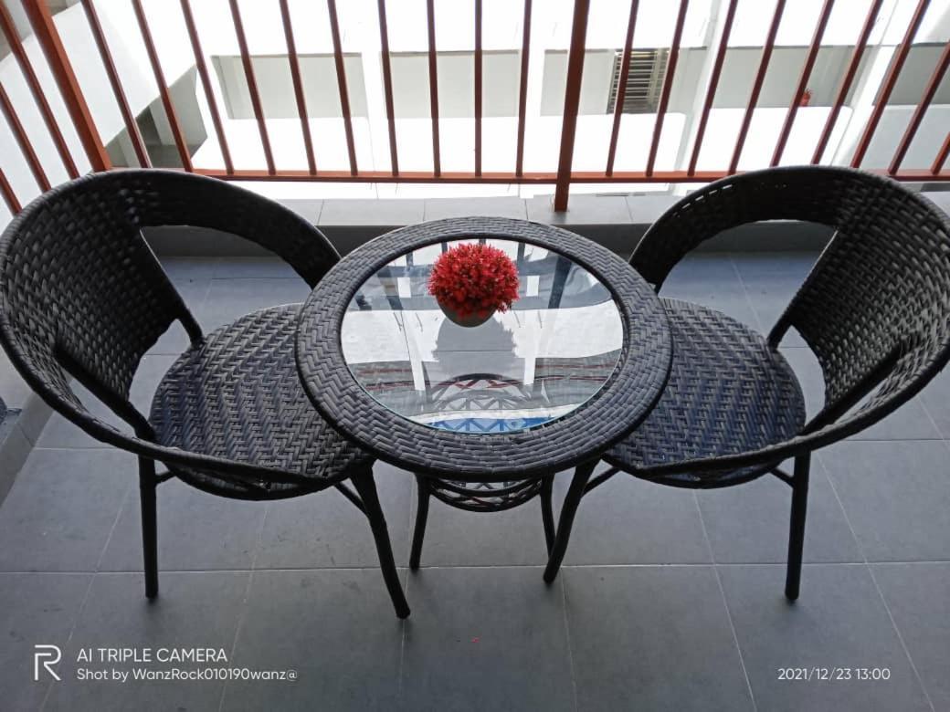 Bc Homestay @ Emerald Avenue Apartment, Бринчанг Екстер'єр фото